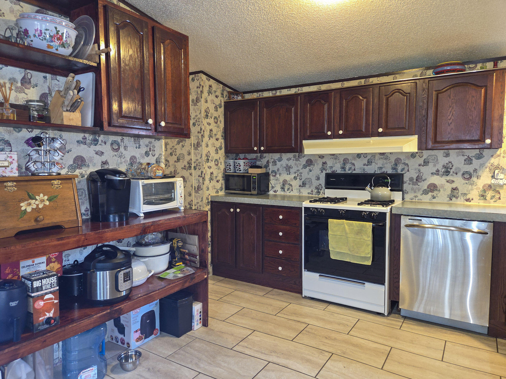 970 Irona Road Altona, NY 12910 - Photo 8 of 40 Gallery Image 8