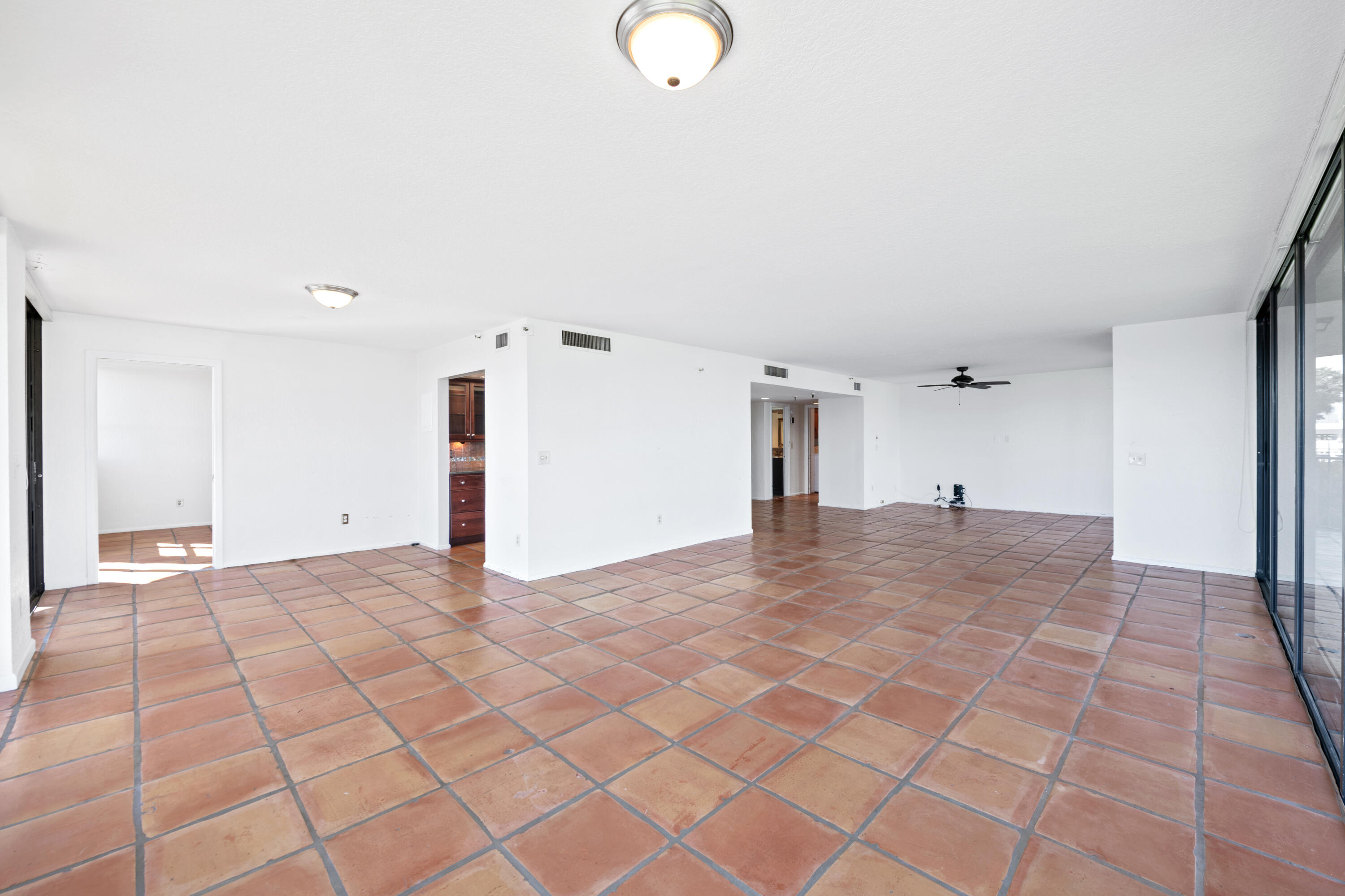 899 Jeffery Street, Unit 214 Boca Raton, FL 33487 - Photo 19 of 61 DSC_1598
