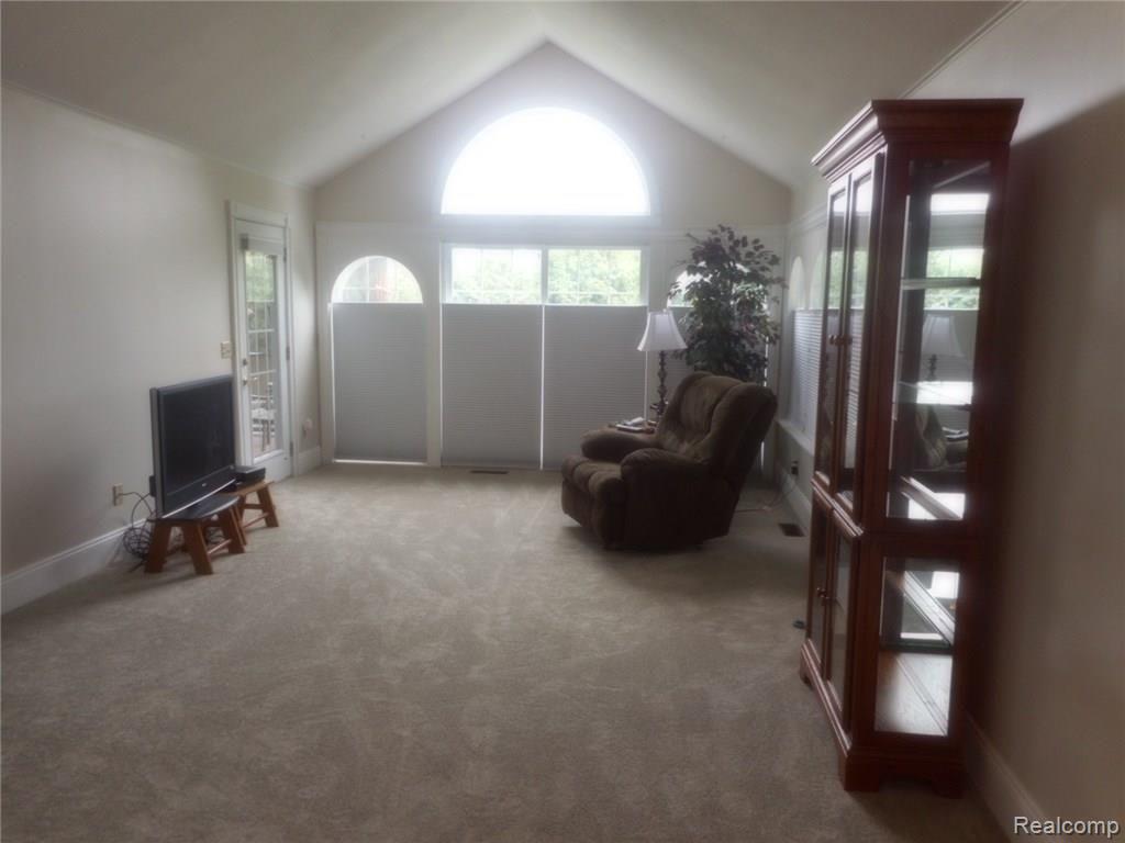 2162 Sheick Road Monroe, MI 48162 - Photo 9 of 44 9.JPG