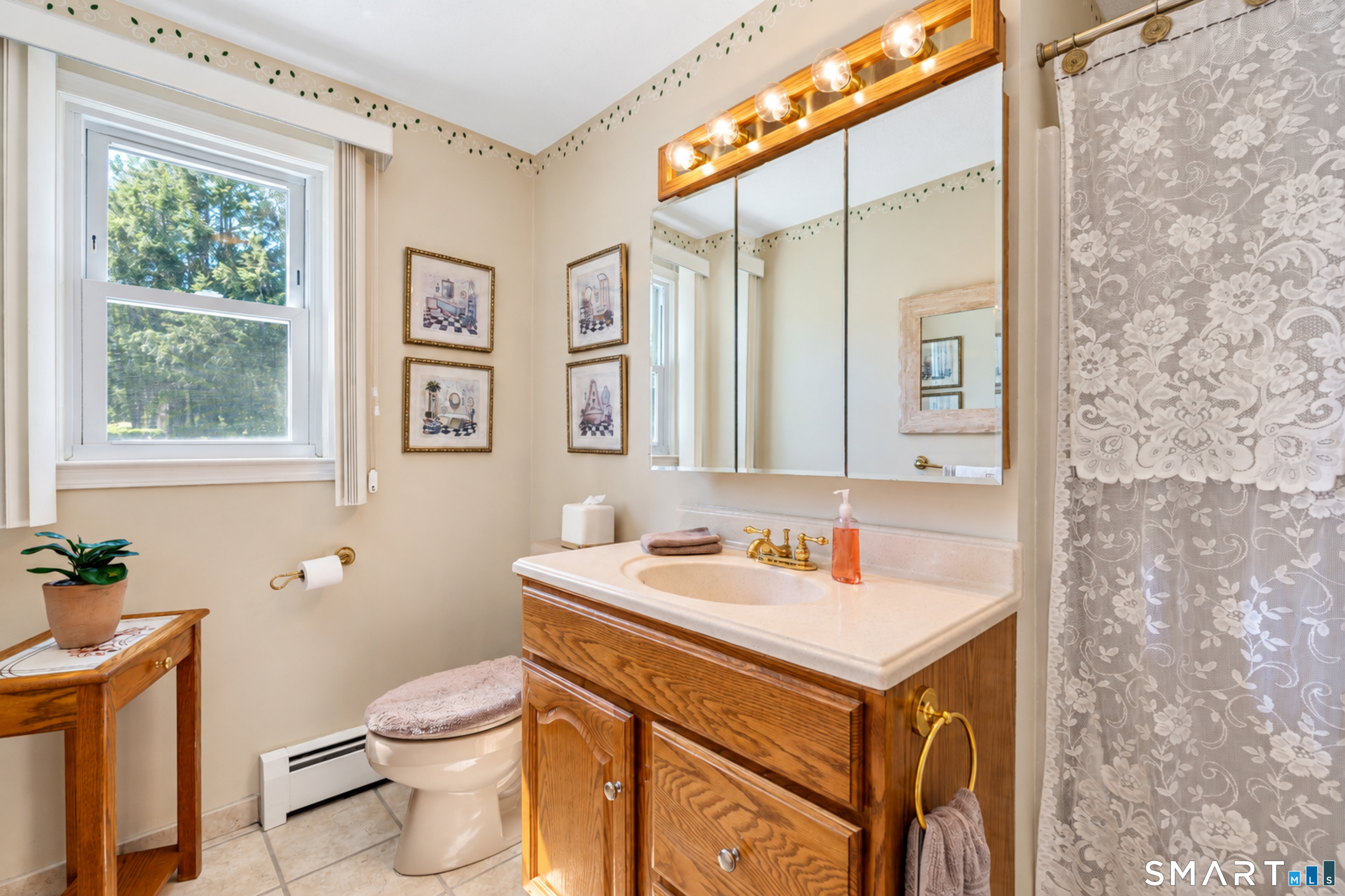 153 Cook Hill Road Wallingford, CT 06492 - Photo 24 of 37 Gallery Image 24