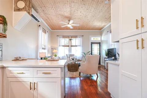 $369,000 | 1816 Ursuline Street, Galveston, TX 77550