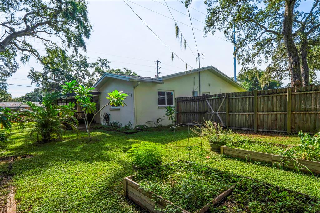 1282 Palm Street Clearwater, FL 33755 - Photo 43 of 55