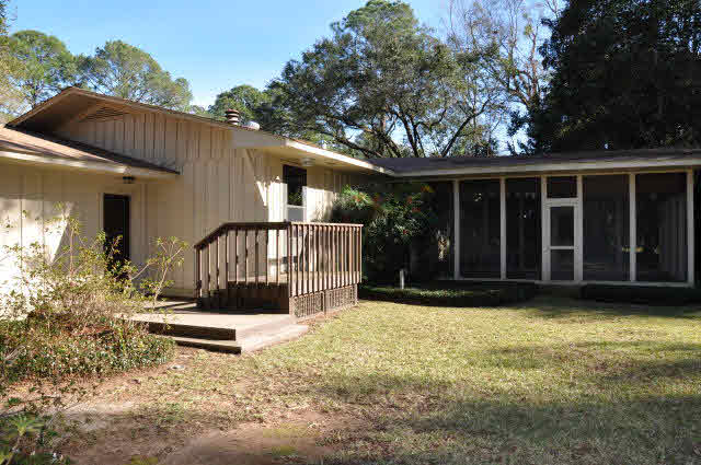 754 Hancock Road Fairhope, AL 36532 - Photo 24 of 32 Rear/Side Deck