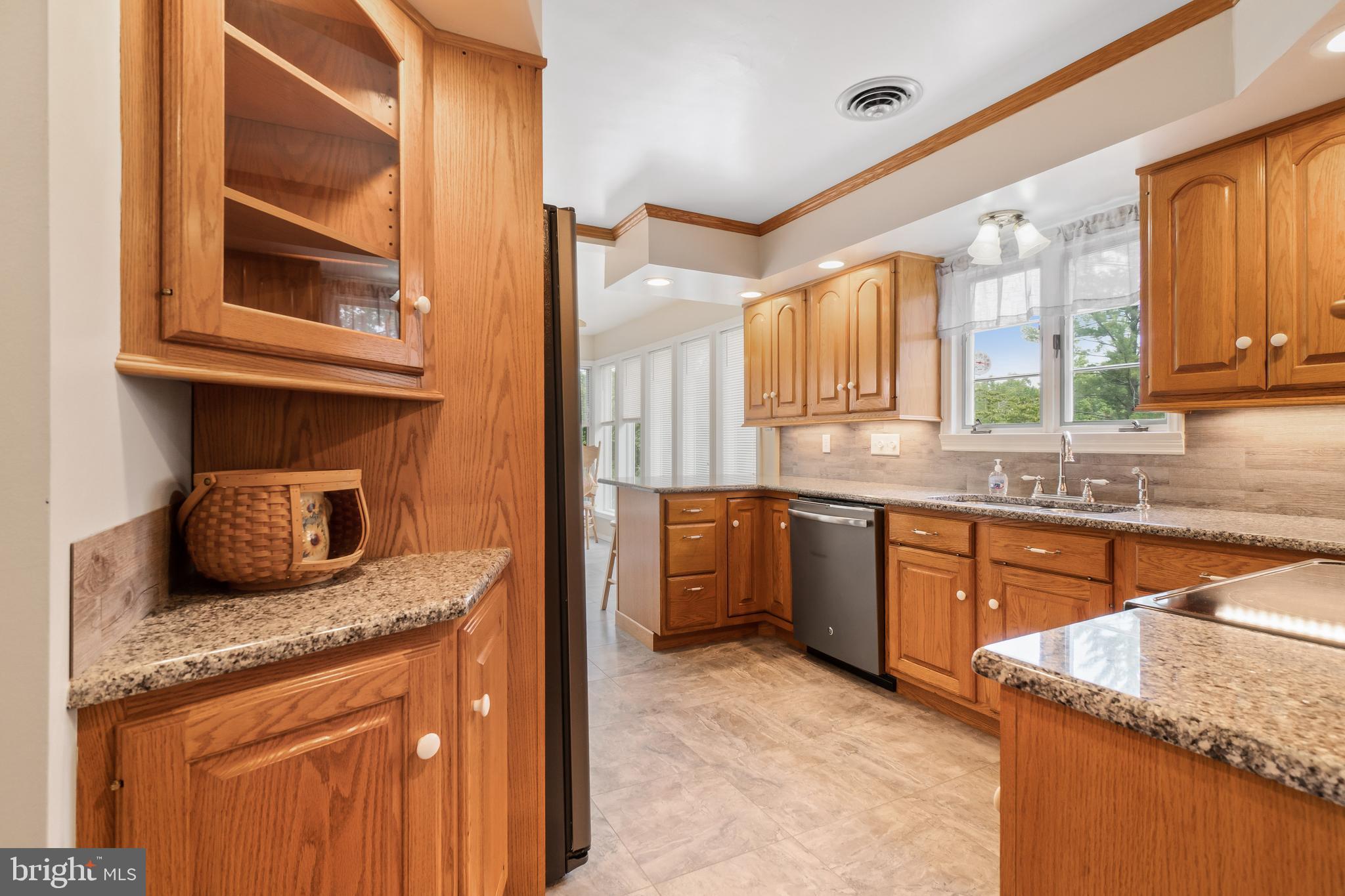 930 Gilbert Road Aberdeen, MD 21001 - Photo 6 of 30 Gallery Image 6