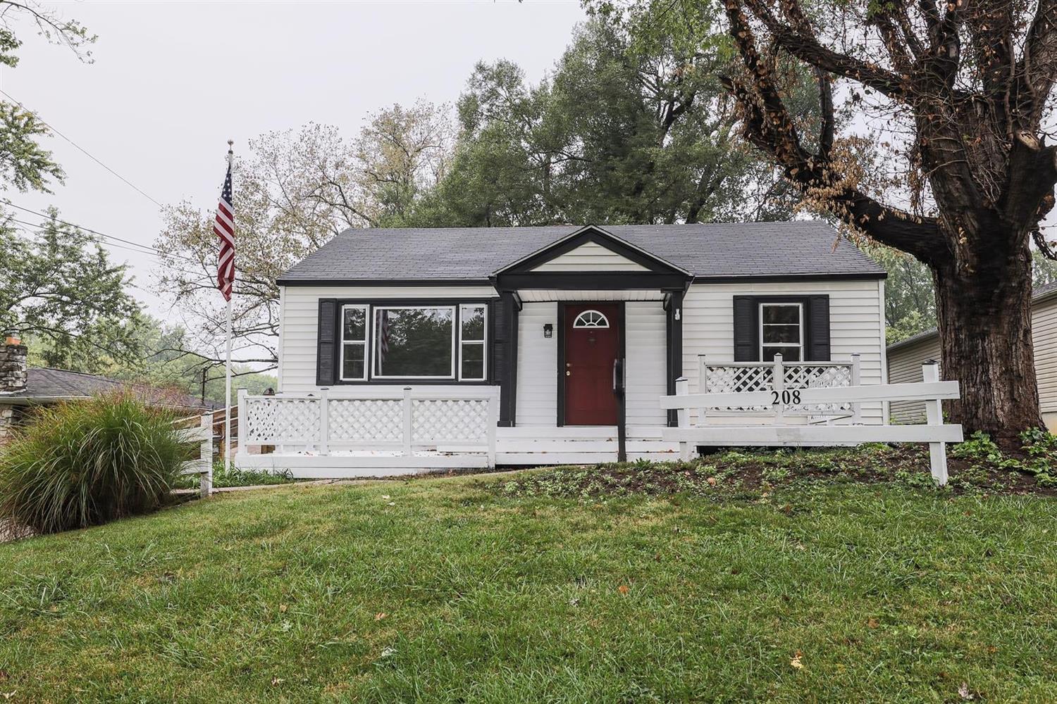 208 Burton Road Middletown, OH 45044 - Photo 1 of 22 Gallery Image 1