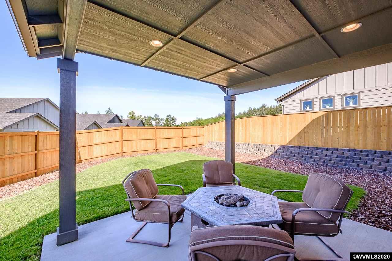 2708 Northwest Amble Side Street Albany, OR 97321 - Photo 7 of 34