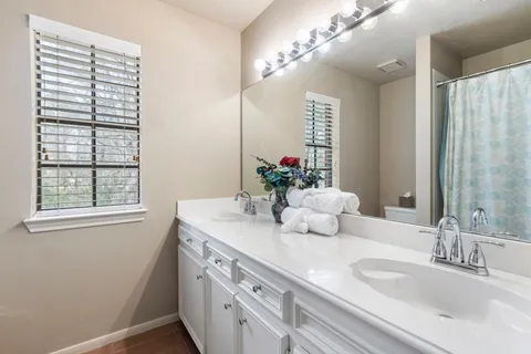 $649,800 | 39327 Lago Drive, Magnolia, TX 77354