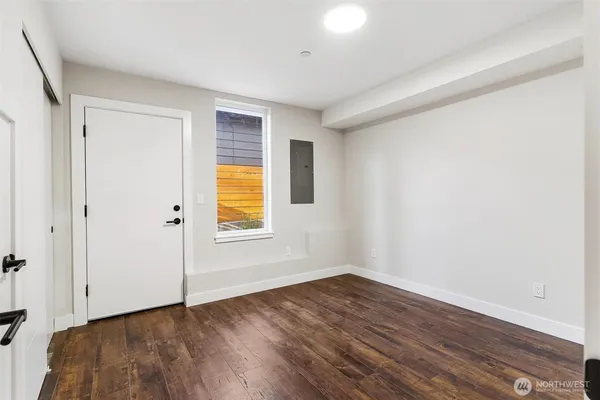 $775,000 | 7146 47th Avenue Southwest, Seattle, WA 98136