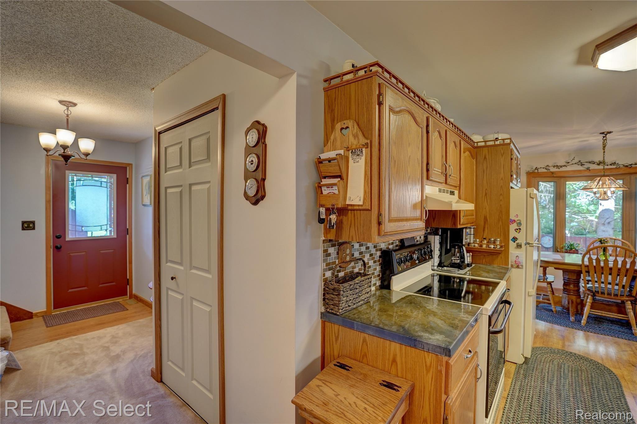 2062 Reid Road Flint, MI 48507 - Photo 56 of 74 2062 W Reid Road 59.jpg