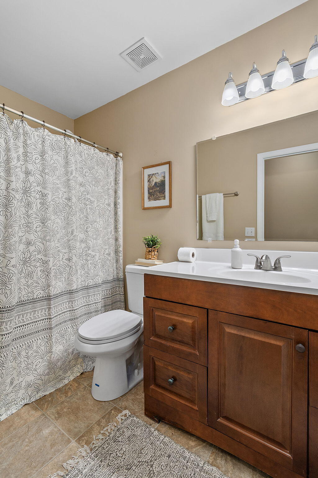 1704 North Concord Road Chattanooga, TN 37421 - Photo 24 of 39 Hall bath