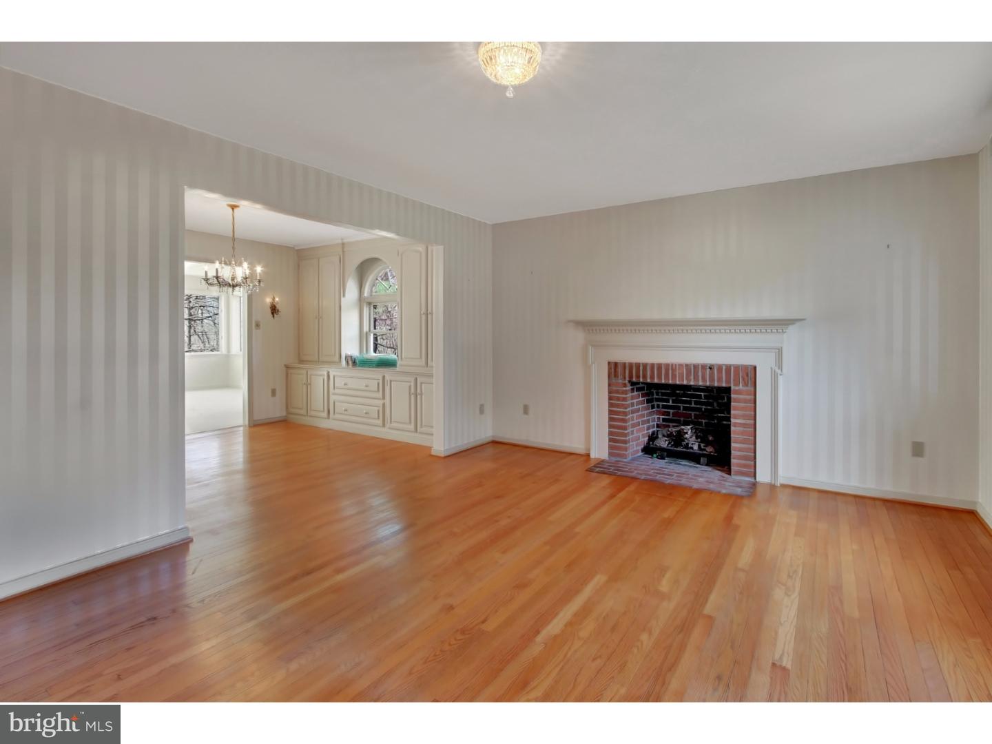 11 Jeffrey Road Reading, PA 19601 - Photo 4 of 25 Gallery Image 4