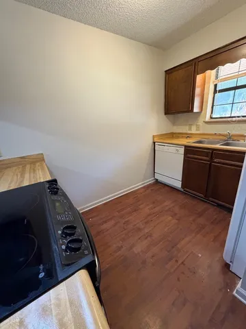 $1,000 | 1842 Sylvan Court, Tallahassee, FL 32303