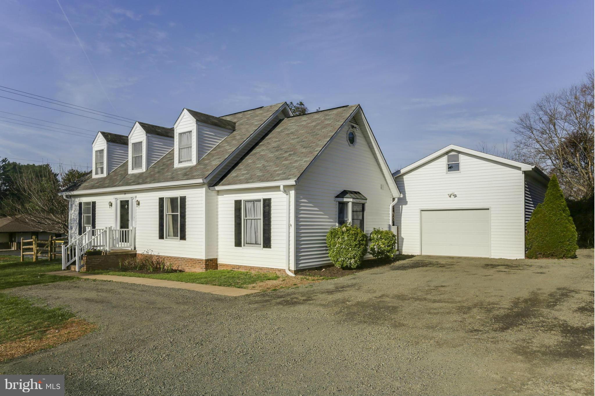 10 Rappahannock Street Warrenton, VA 20186 - Photo 1 of 30 Exterior (Front)