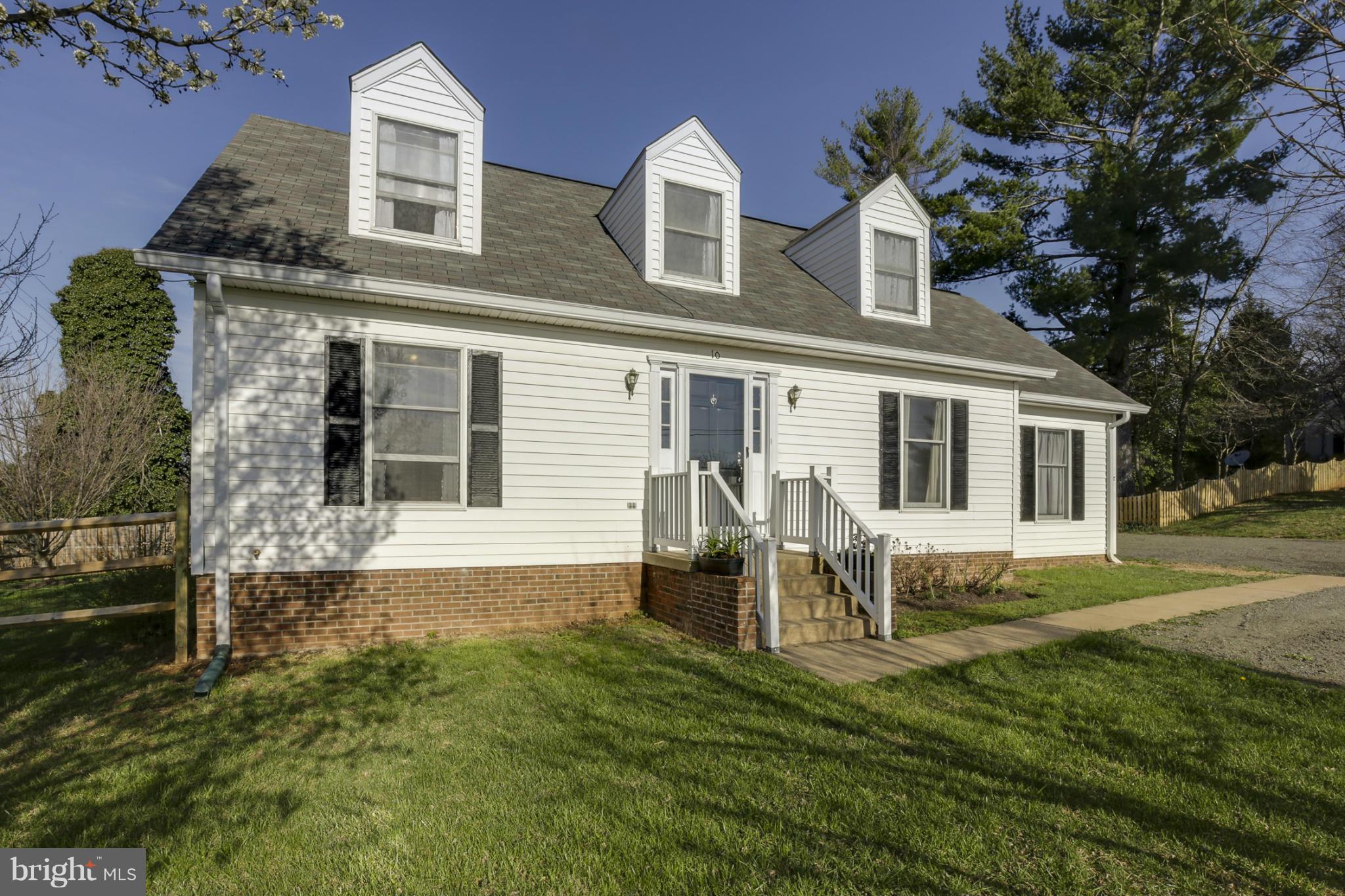 10 Rappahannock Street Warrenton, VA 20186 - Photo 3 of 30 Exterior (Front)