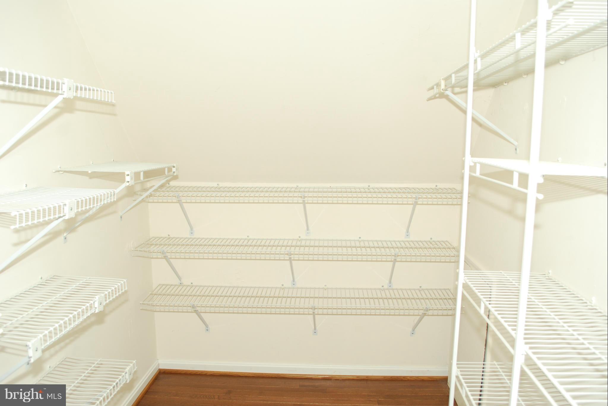 2214 Wakerobin Lane Reston, VA 20191 - Photo 13 of 30 Bedroom (Master)