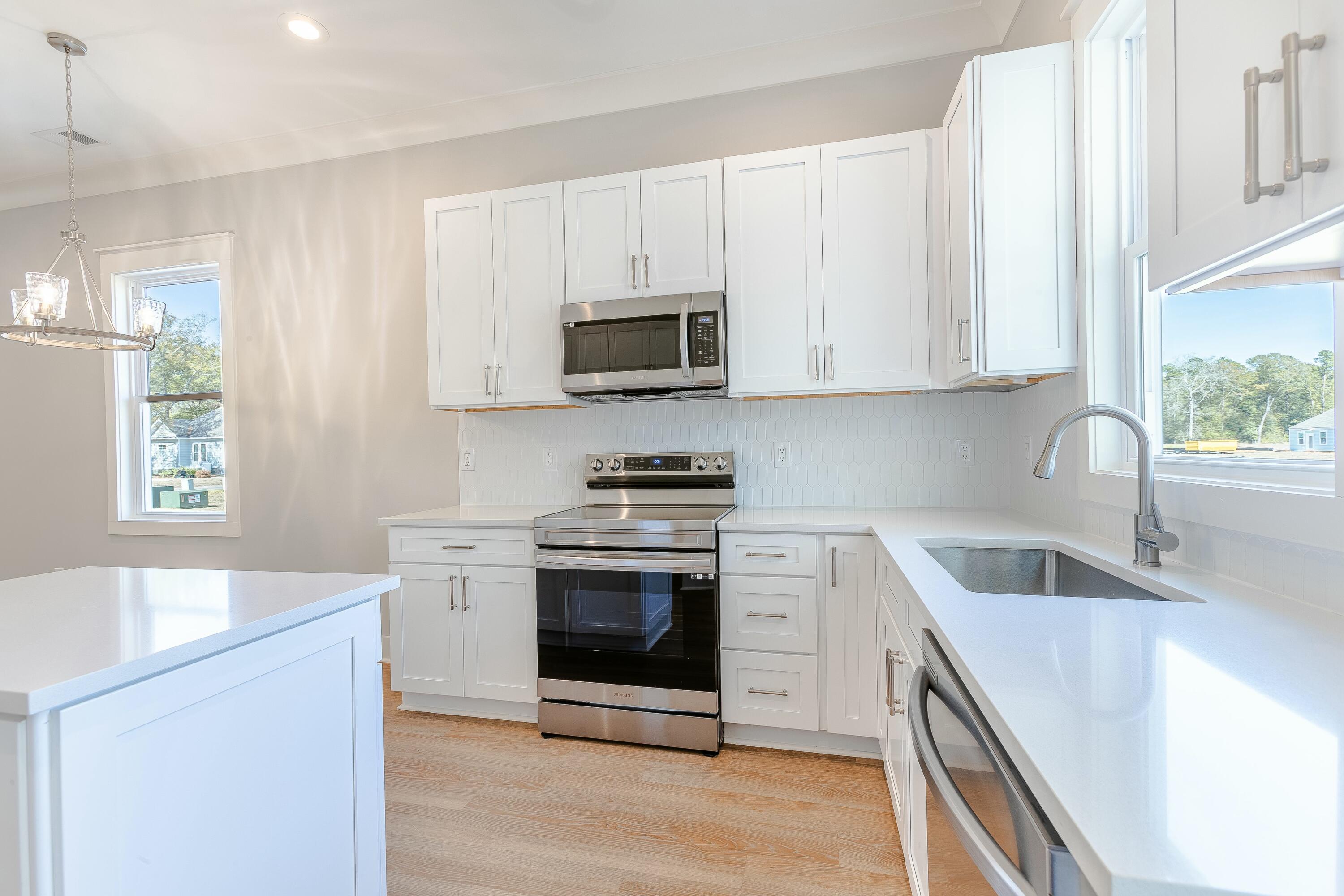 1813 Gordon Road Summerton, SC 29148 - Photo 11 of 23 tempImageRuV01M