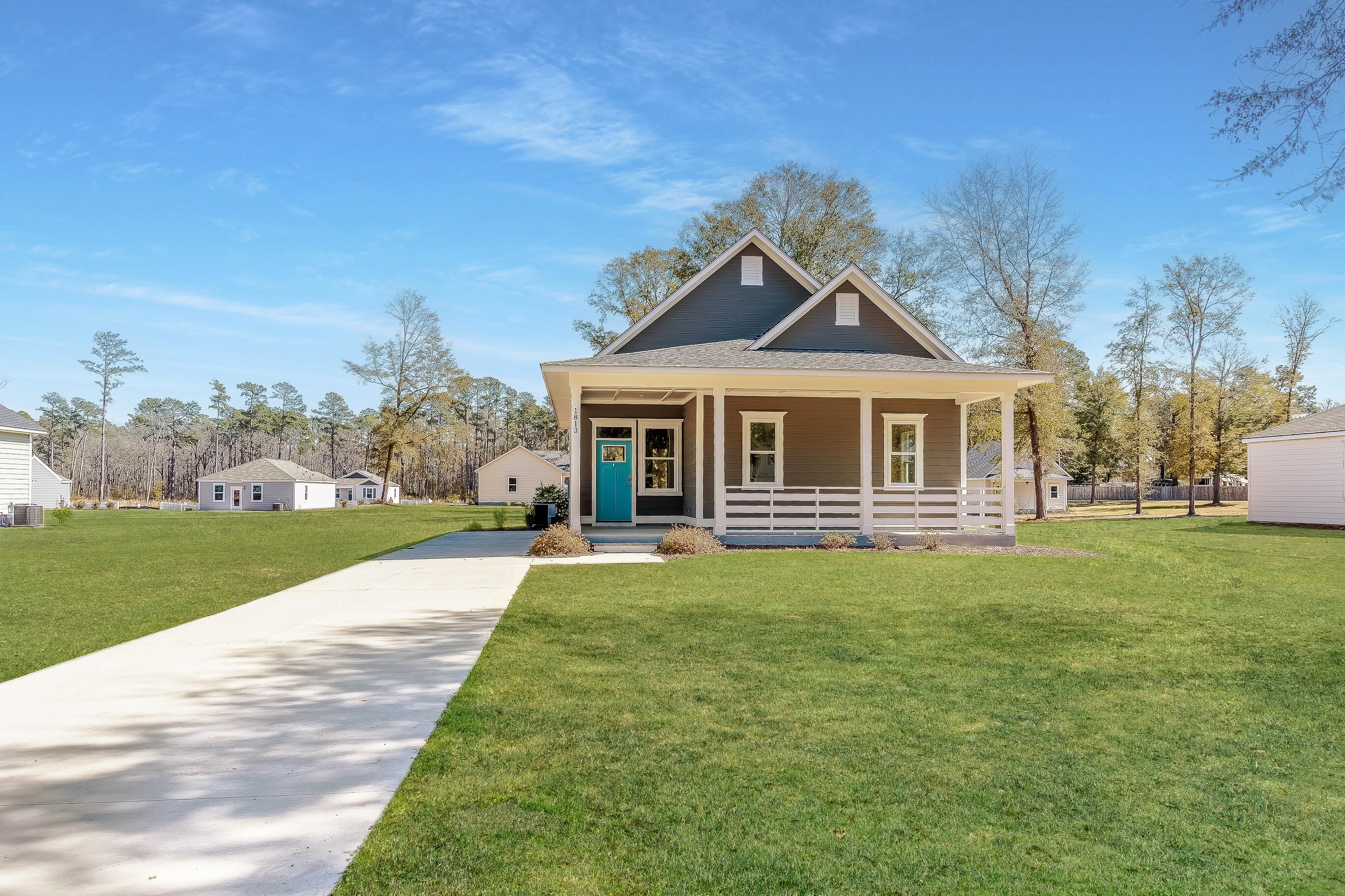 1813 Gordon Road Summerton, SC 29148 - Photo 3 of 23 1DX_1377-HDR