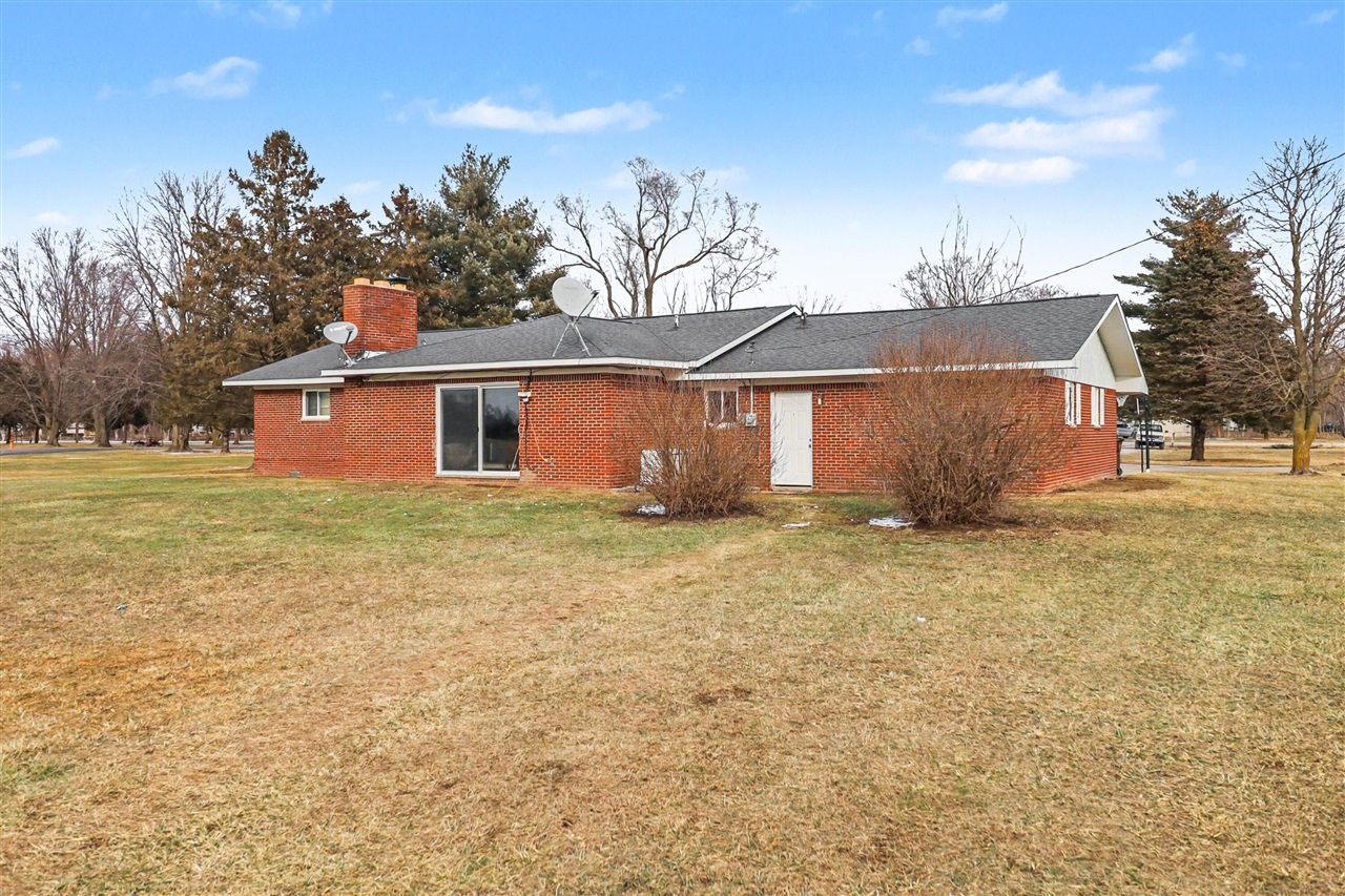 11329 Crowe Road Milan, MI 48160 - Photo 33 of 45
