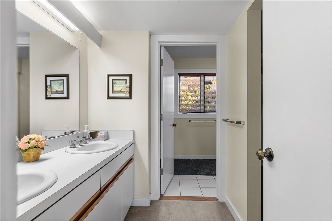 157 Harrison Avenue, Unit 15 Newport, RI 02840 - Photo 18 of 24