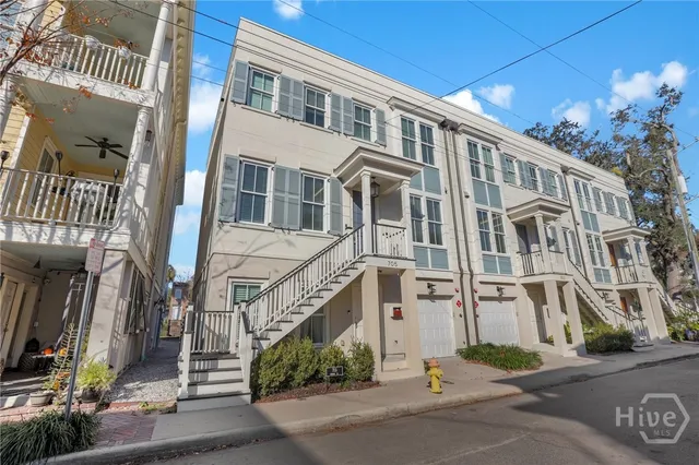 $5,400 | 705 Howard Street, Savannah, GA 31401