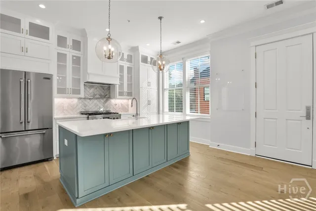 $5,400 | 705 Howard Street, Savannah, GA 31401