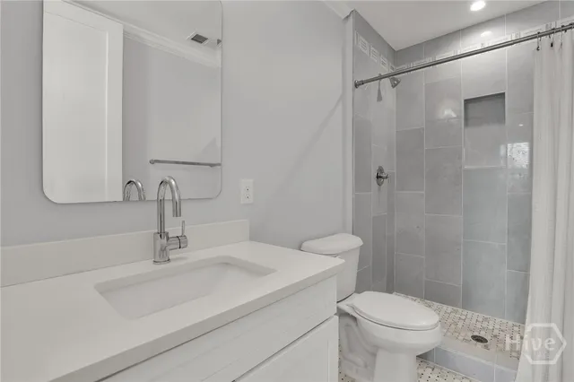 $5,400 | 705 Howard Street, Savannah, GA 31401