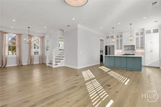 $5,400 | 705 Howard Street, Savannah, GA 31401