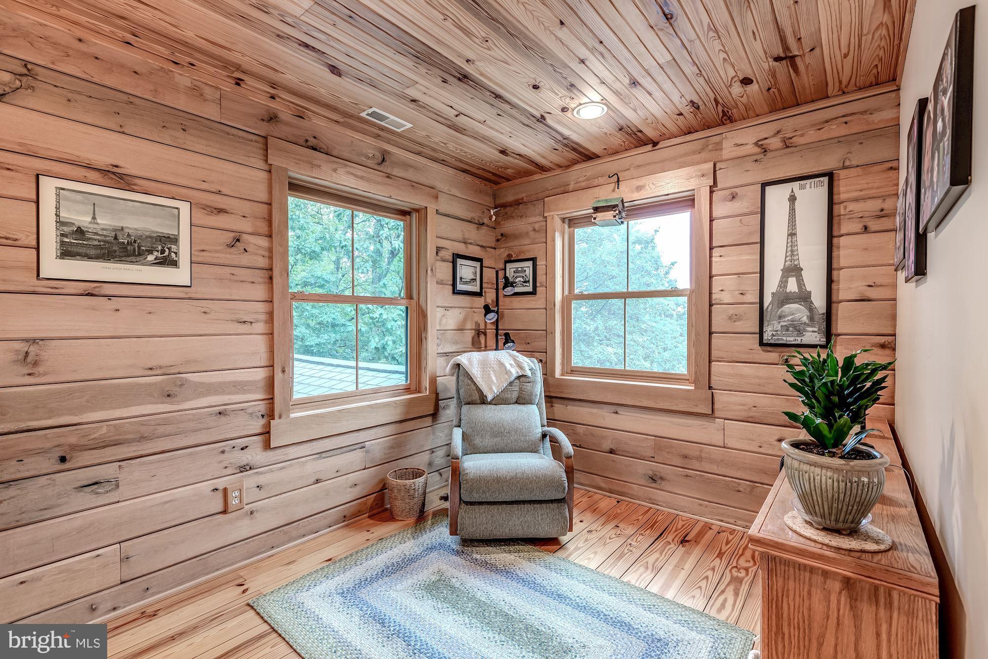 41407 Stumptown Road Leesburg, VA 20176 - Photo 18 of 28 Reading Loft