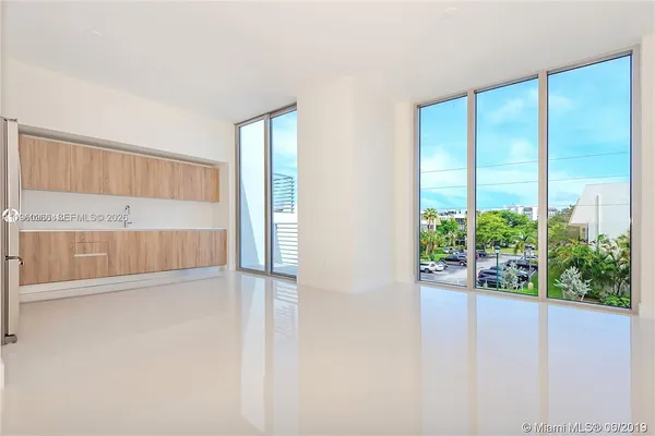 $6,500 | 2960 Northeast 207th Street, Unit TS102, Aventura, FL 33180