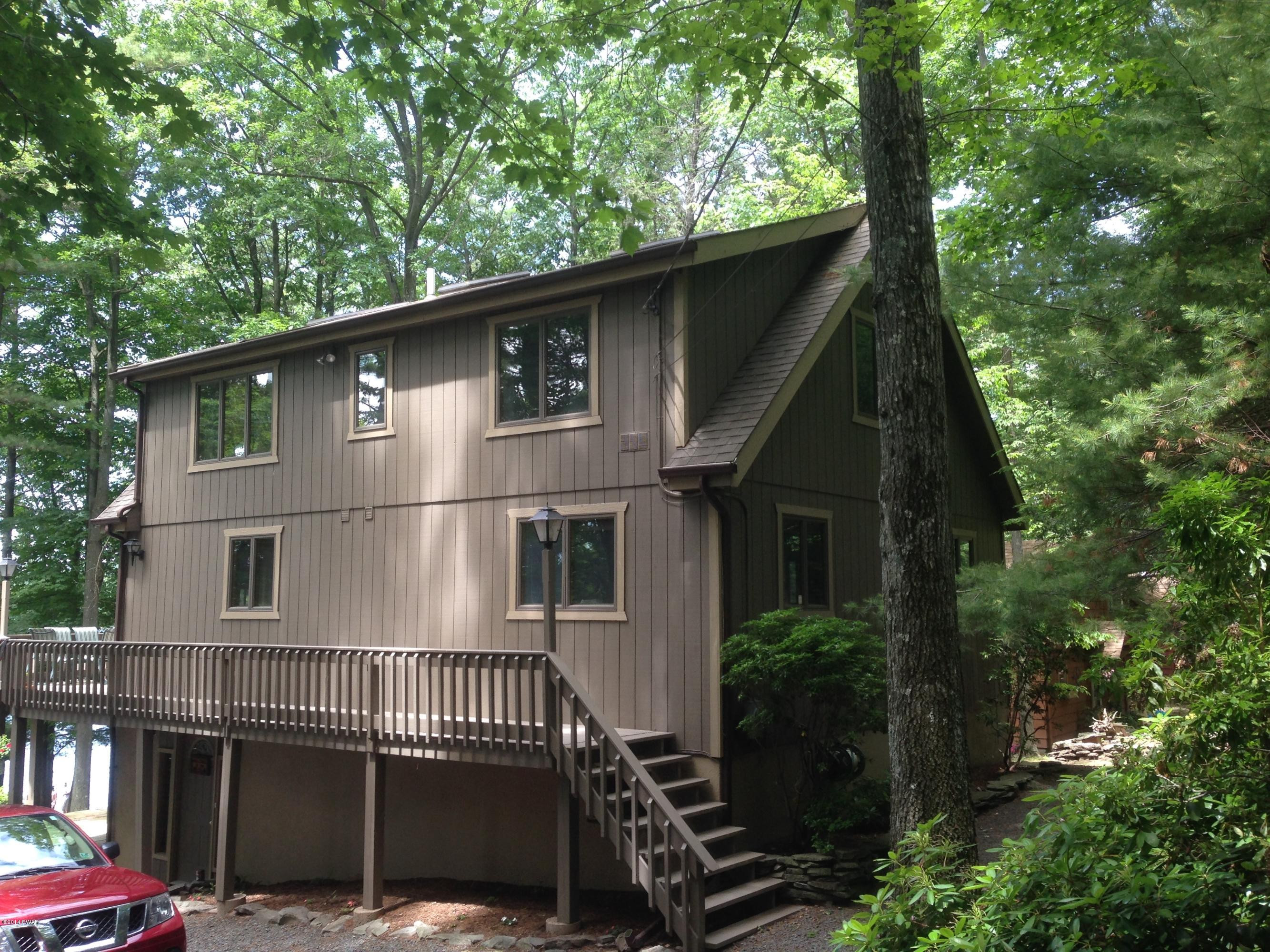 113 Boulder Point Road Lakeville, PA 18438 - Photo 2 of 28 Gallery Image 2