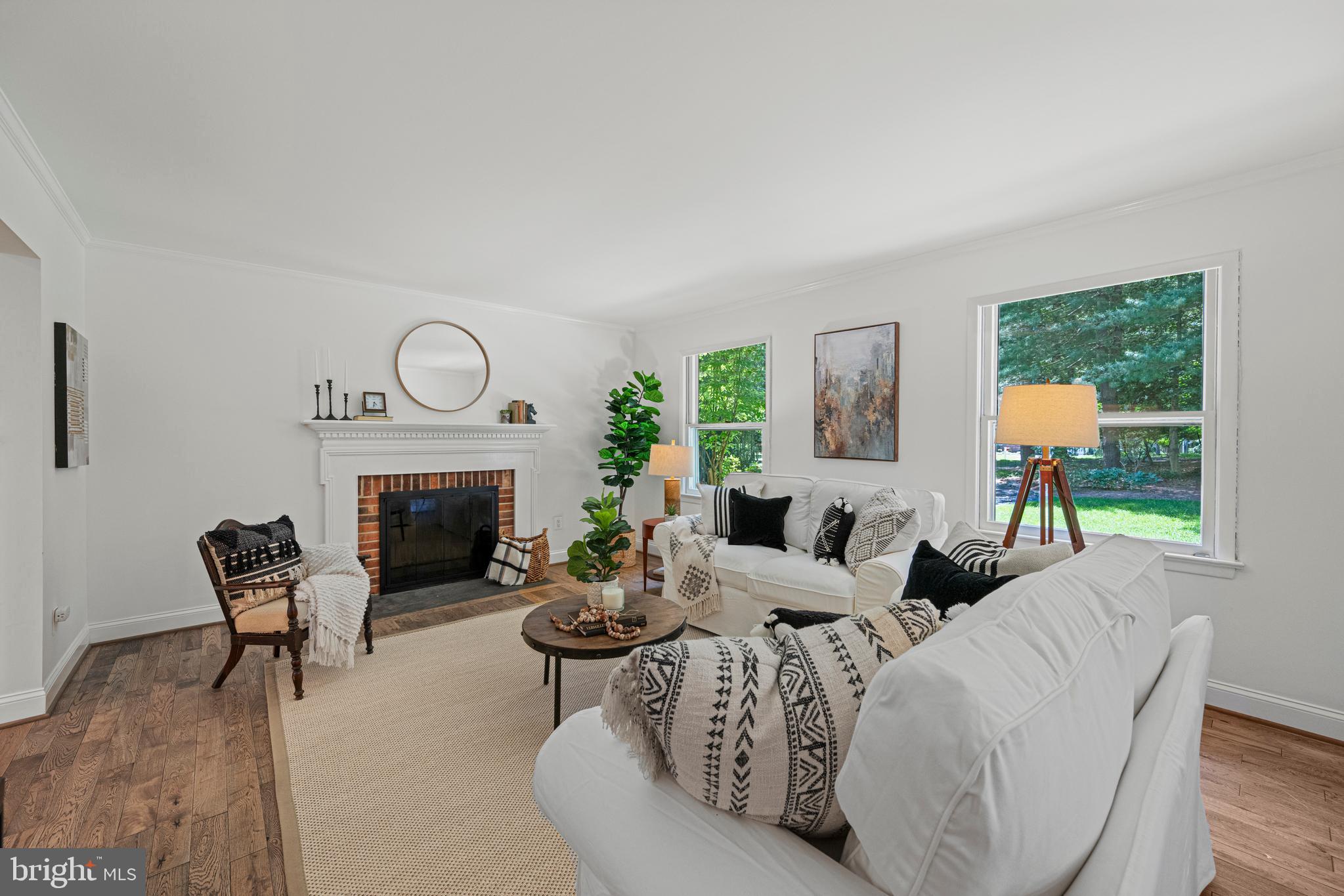 8517 Brickyard Road Potomac, MD 20854 - Photo 5 of 27