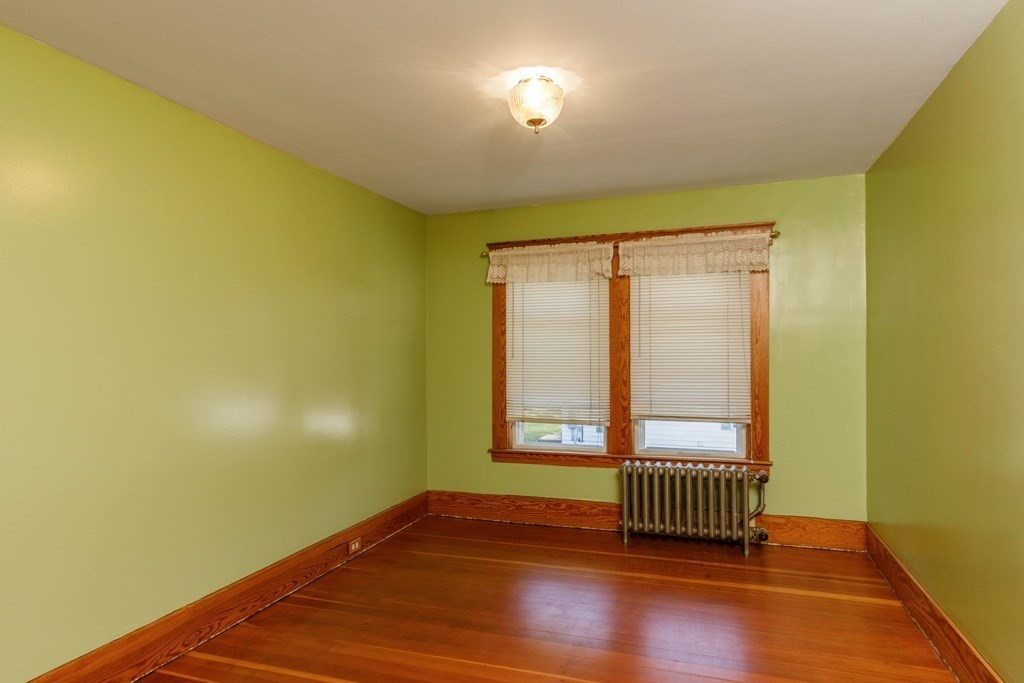 81 Monadnock Street Gardner, MA 01440 - Photo 18 of 27