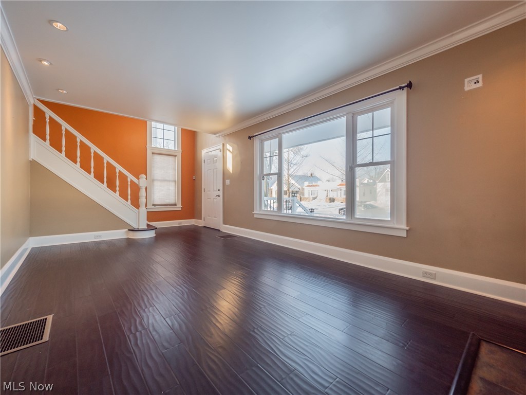 1114 Waverly Road Sandusky, OH 44870 - Photo 6 of 35 Gallery Image 6