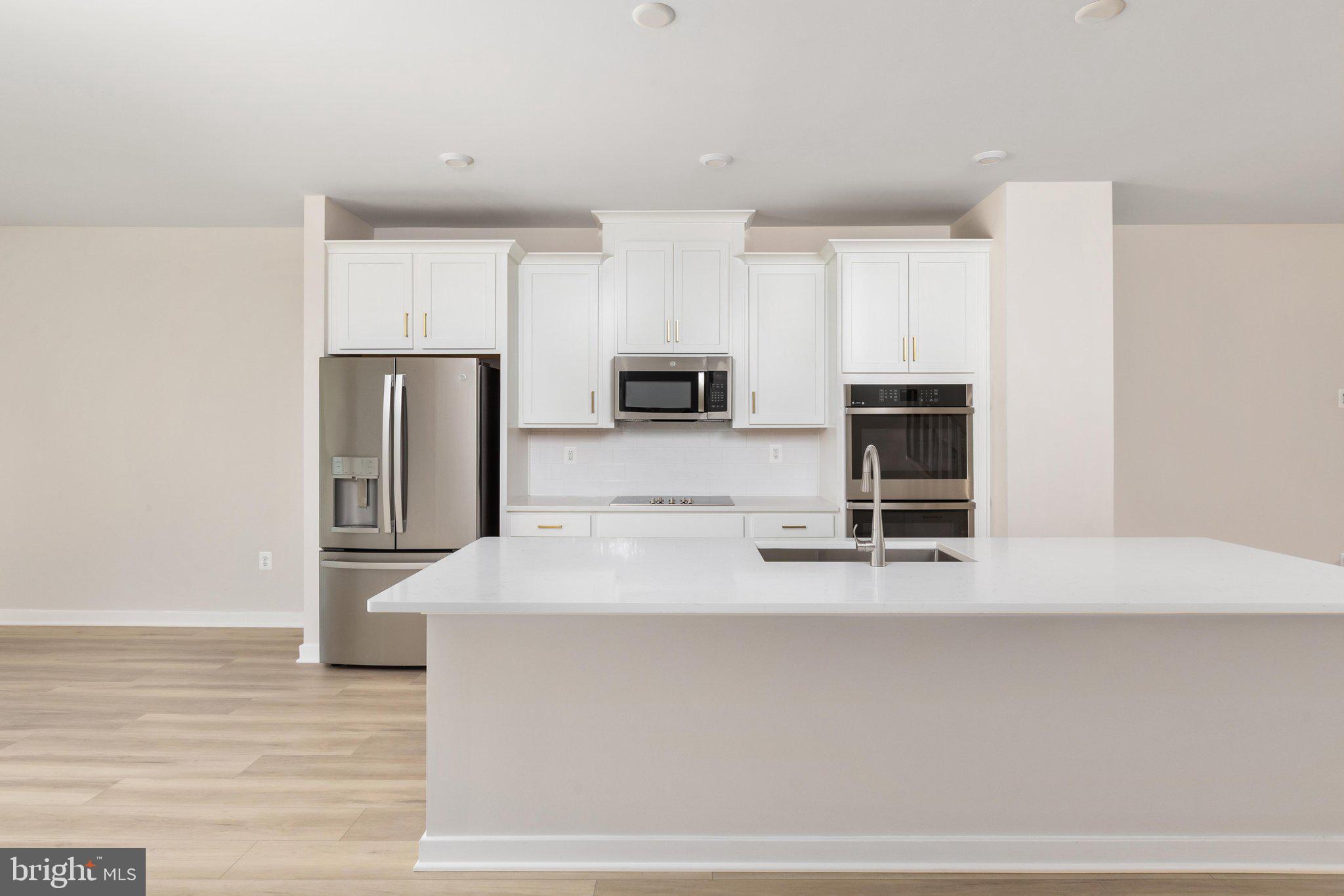13658 Cobble Loop Woodbridge, VA 22193 - Photo 5 of 40