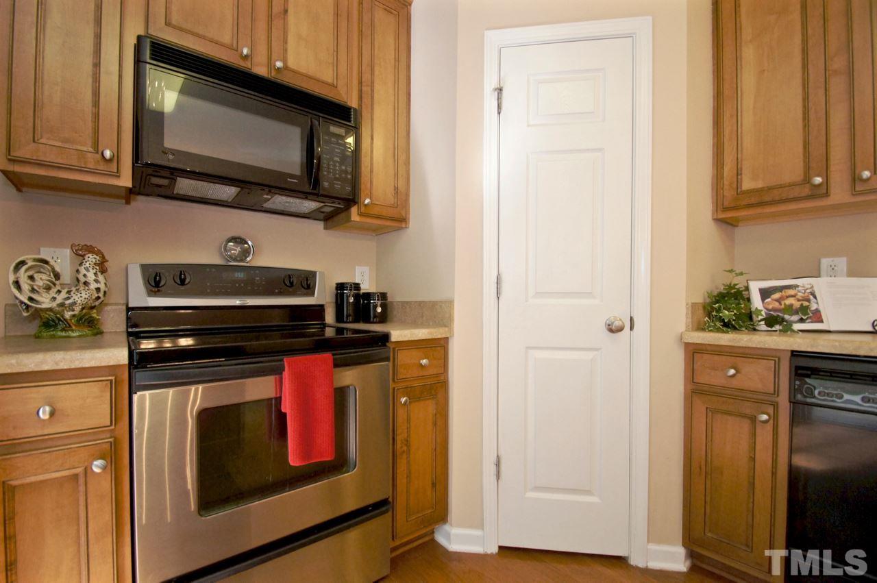 3007 Winding Waters Way Raleigh, NC 27614 - Photo 8 of 25 Gallery Image 8
