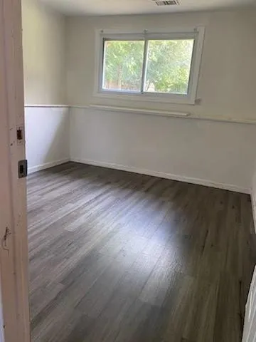 $2,650 | 785 Woodside Drive, Roselle, IL 60172