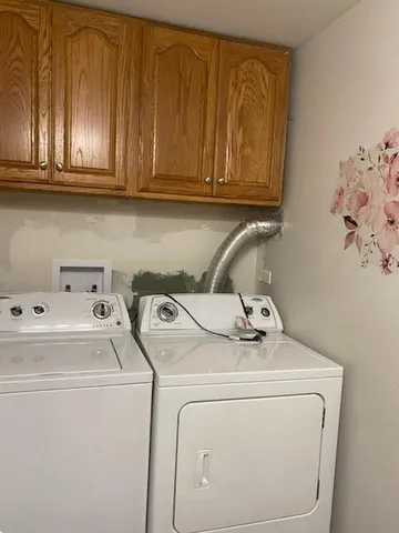 $2,650 | 785 Woodside Drive, Roselle, IL 60172