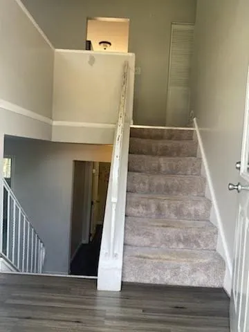 $2,650 | 785 Woodside Drive, Roselle, IL 60172