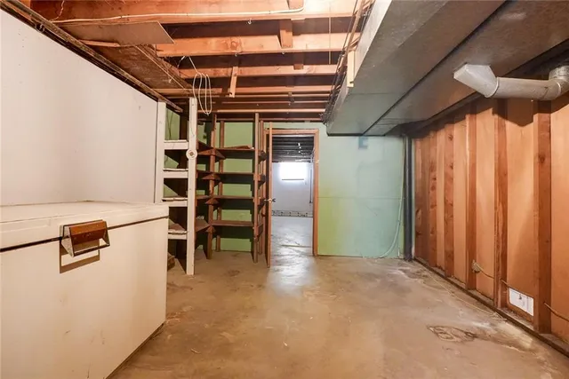 $220,000 | 8304 Willow Way, Raytown, MO 64138