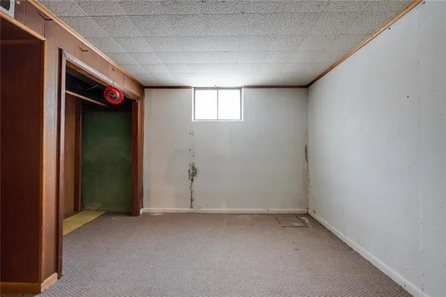 $220,000 | 8304 Willow Way, Raytown, MO 64138