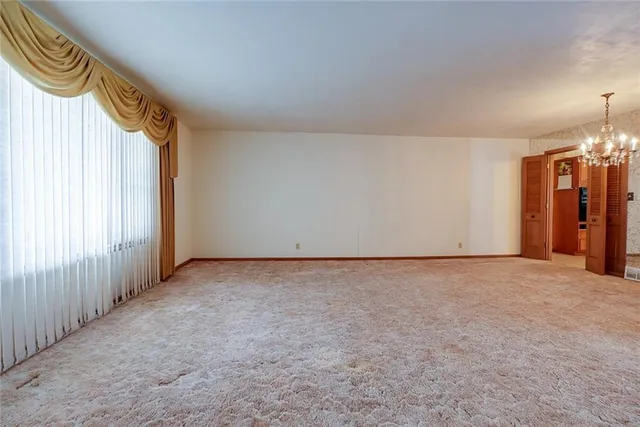 $220,000 | 8304 Willow Way, Raytown, MO 64138