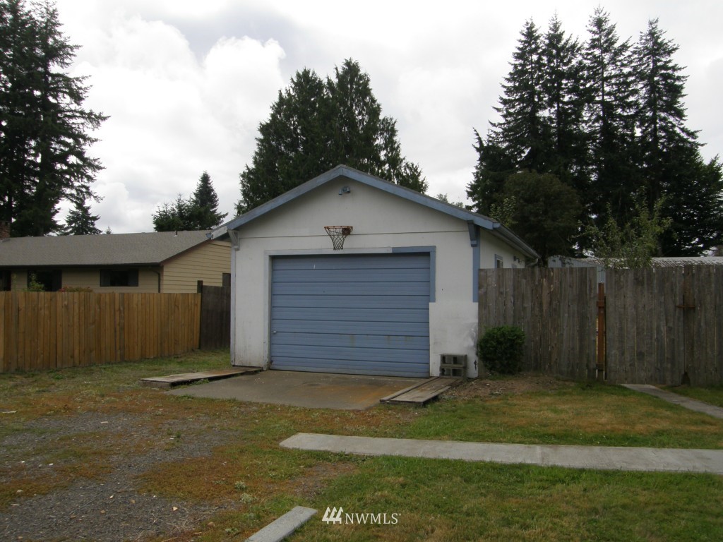 5805 Karjala Road Aberdeen, WA 98520 - Photo 5 of 19 Gallery Image 5