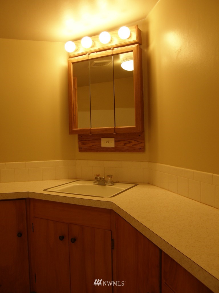 5805 Karjala Road Aberdeen, WA 98520 - Photo 10 of 19 Gallery Image 10