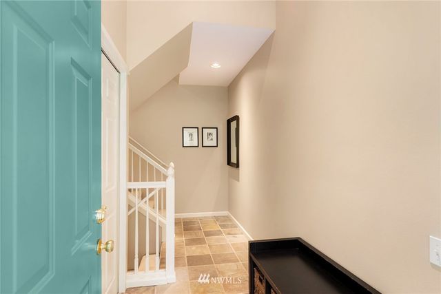 $730,000 | 12210 Northeast 24th Street, Unit 109, Bellevue, WA 98005