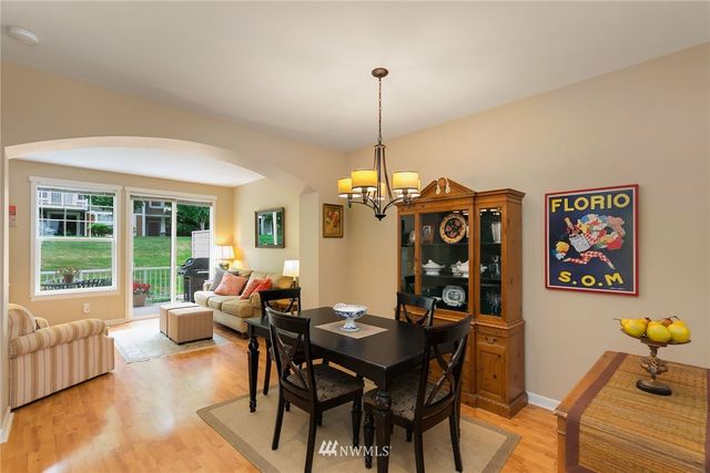 $730,000 | 12210 Northeast 24th Street, Unit 109, Bellevue, WA 98005