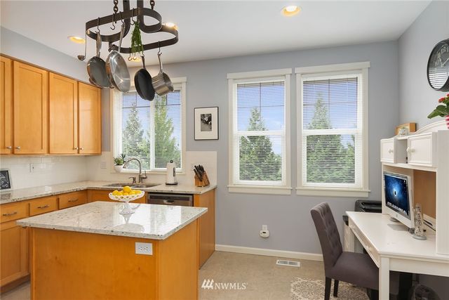 $730,000 | 12210 Northeast 24th Street, Unit 109, Bellevue, WA 98005