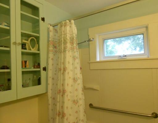 44 Patterson Street Hampden, ME 04444 - Photo 23 of 23 Bathroom.