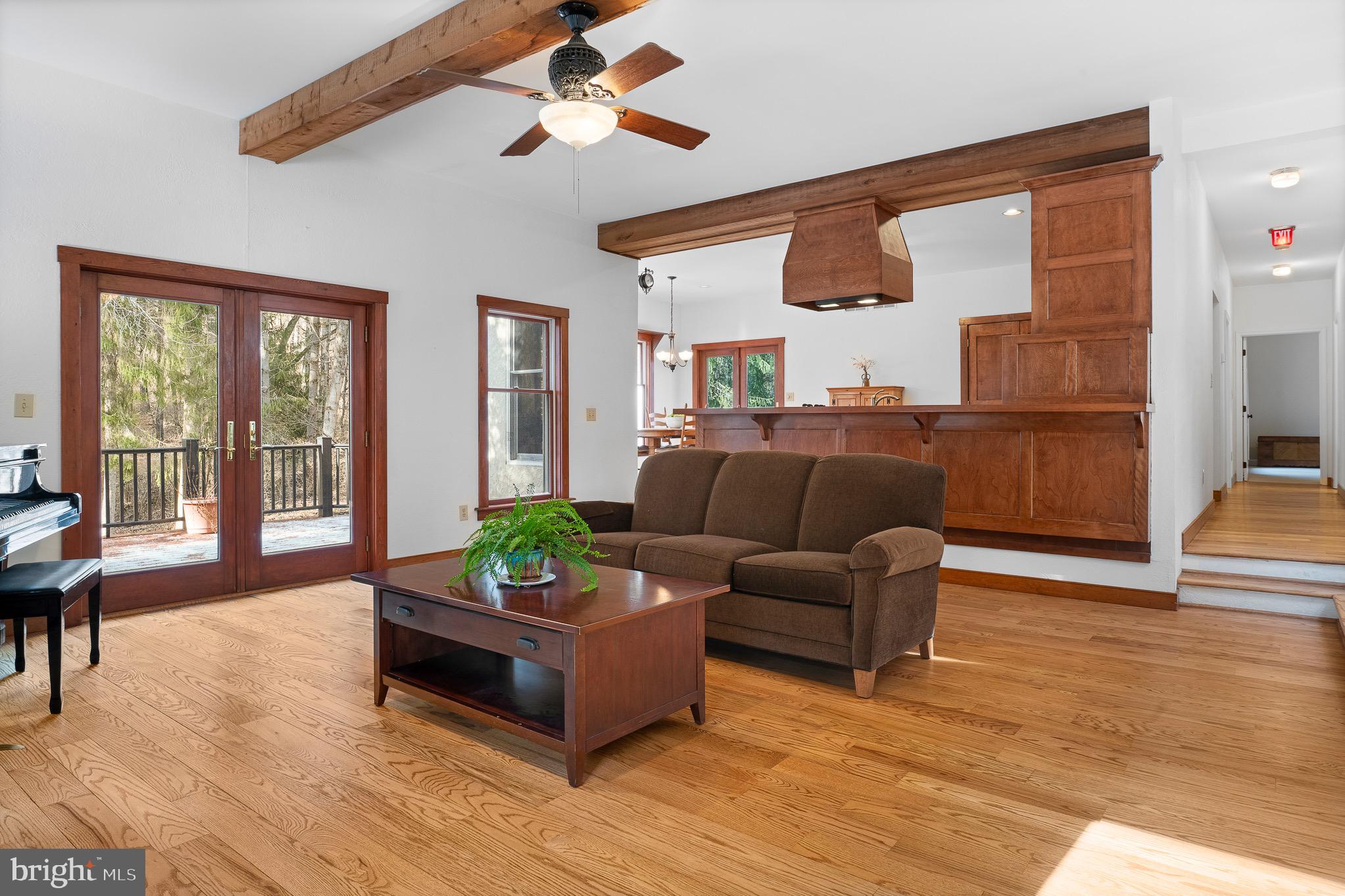 12834 Jesse Smith Road Mount Airy, MD 21771 - Photo 12 of 66 Gallery Image 12