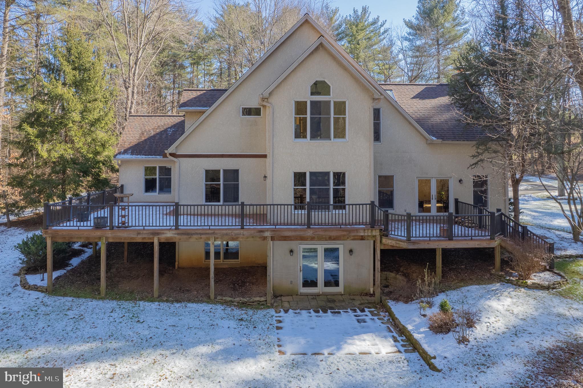 12834 Jesse Smith Road Mount Airy, MD 21771 - Photo 3 of 66 Gallery Image 3