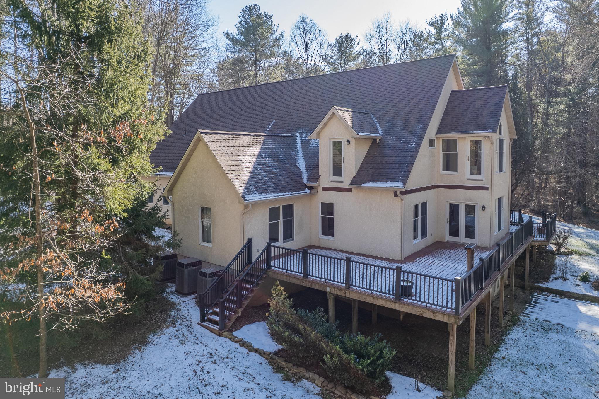12834 Jesse Smith Road Mount Airy, MD 21771 - Photo 4 of 66 Gallery Image 4